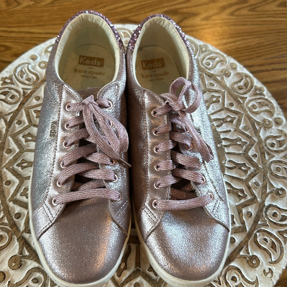 Kate spade keds glitter metallic glitter woman’s tennis shoes size us9